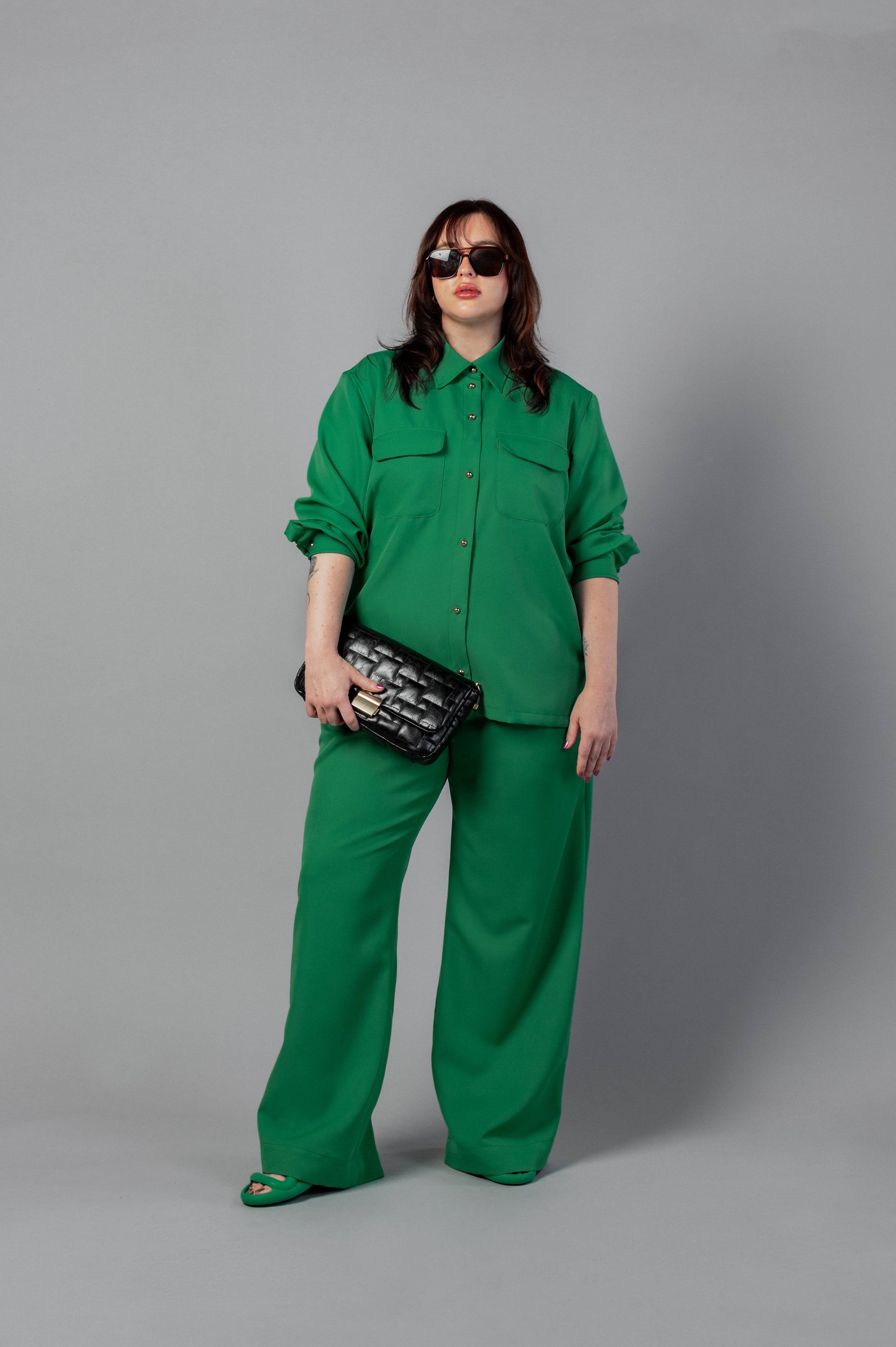 The Payton Two Pocket Shirt - Green