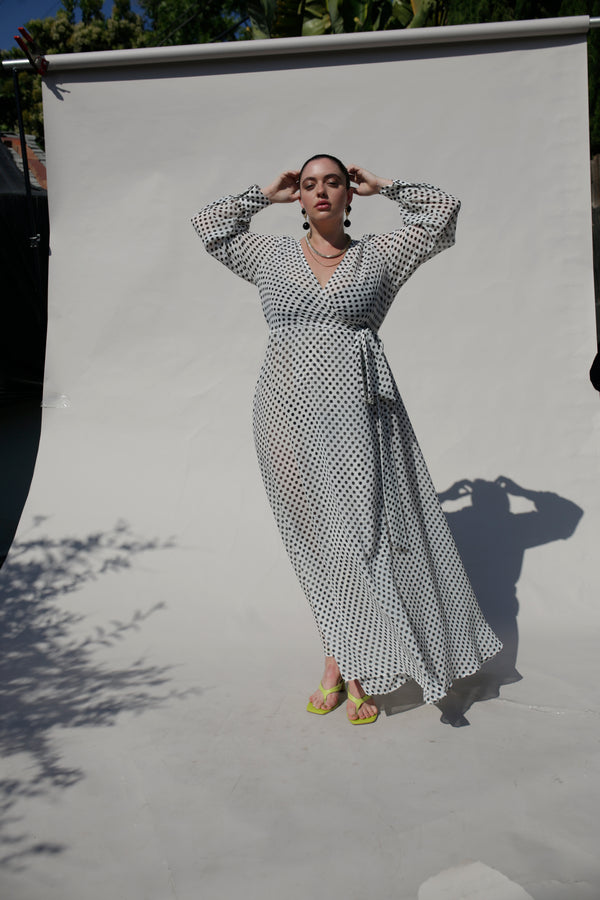 The New Polka Dot Wrap Dress-White Black