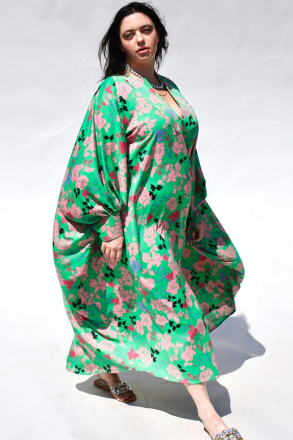 The Trapunto Kaftan- Maxi length is our newest Kaftan style. This is our most lux in styling and shape to date. With a full drape of fabric that gathers into the wide beautiful cuffs. The cuffs and front yolk feature the multi-rows of trapunto stitch