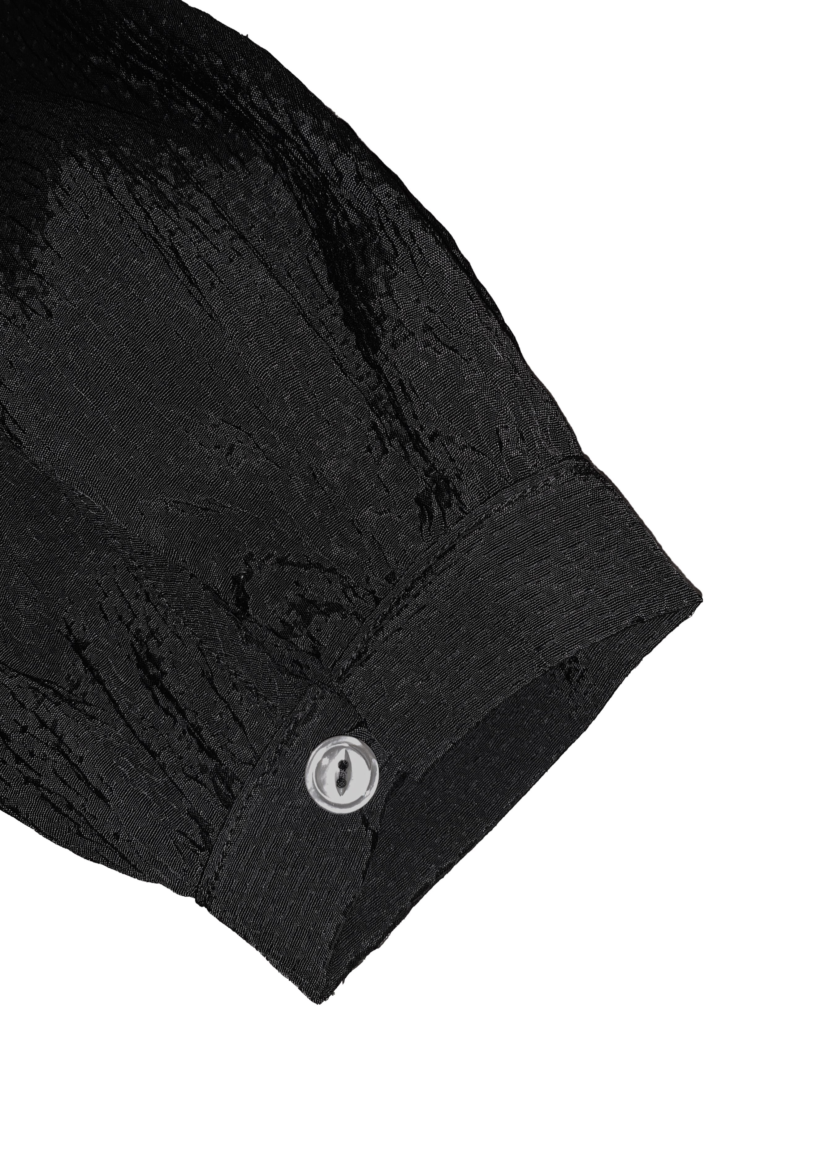 textured stevie cuff detail