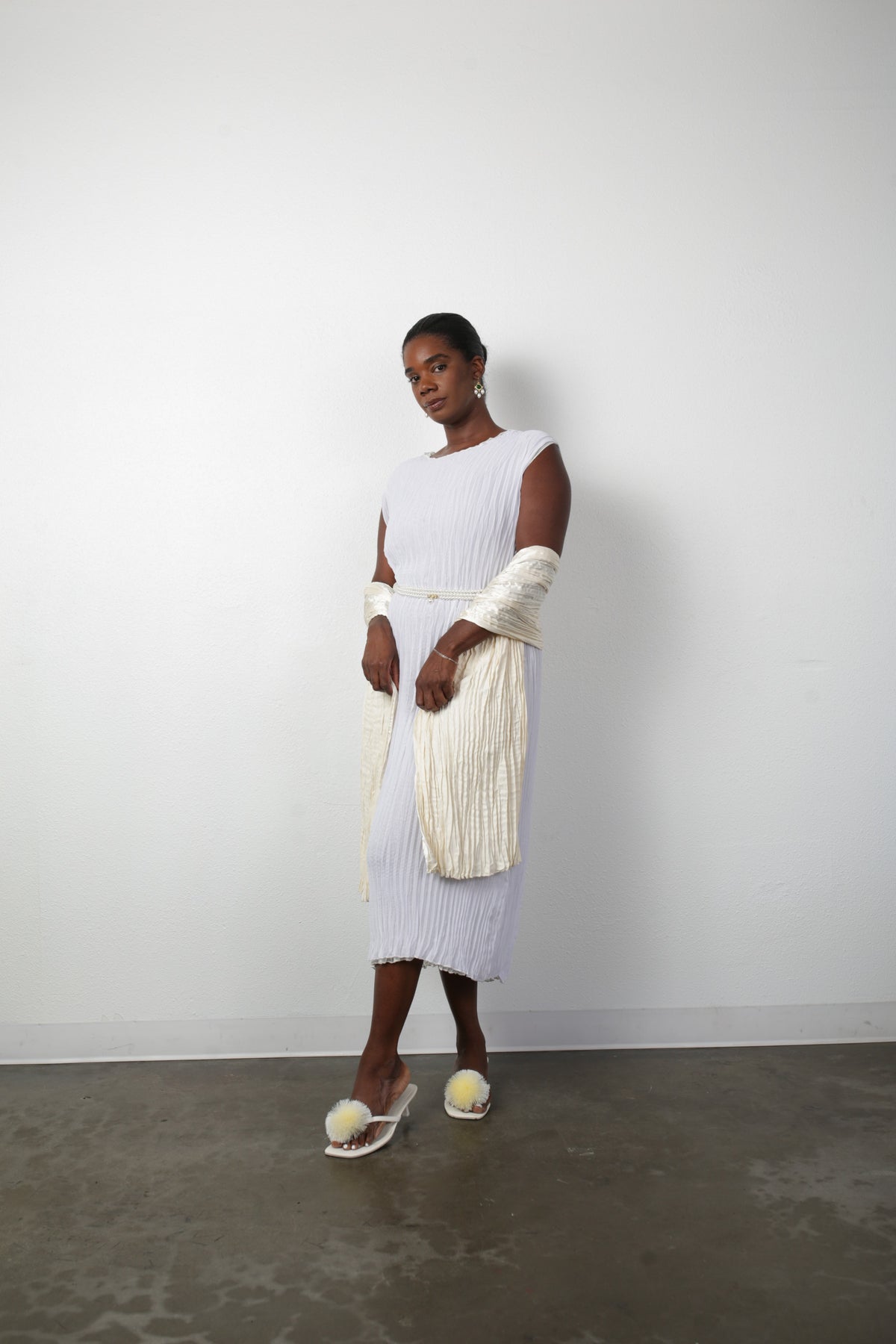 Jaya Pleated Dress- Reversible Cream/White