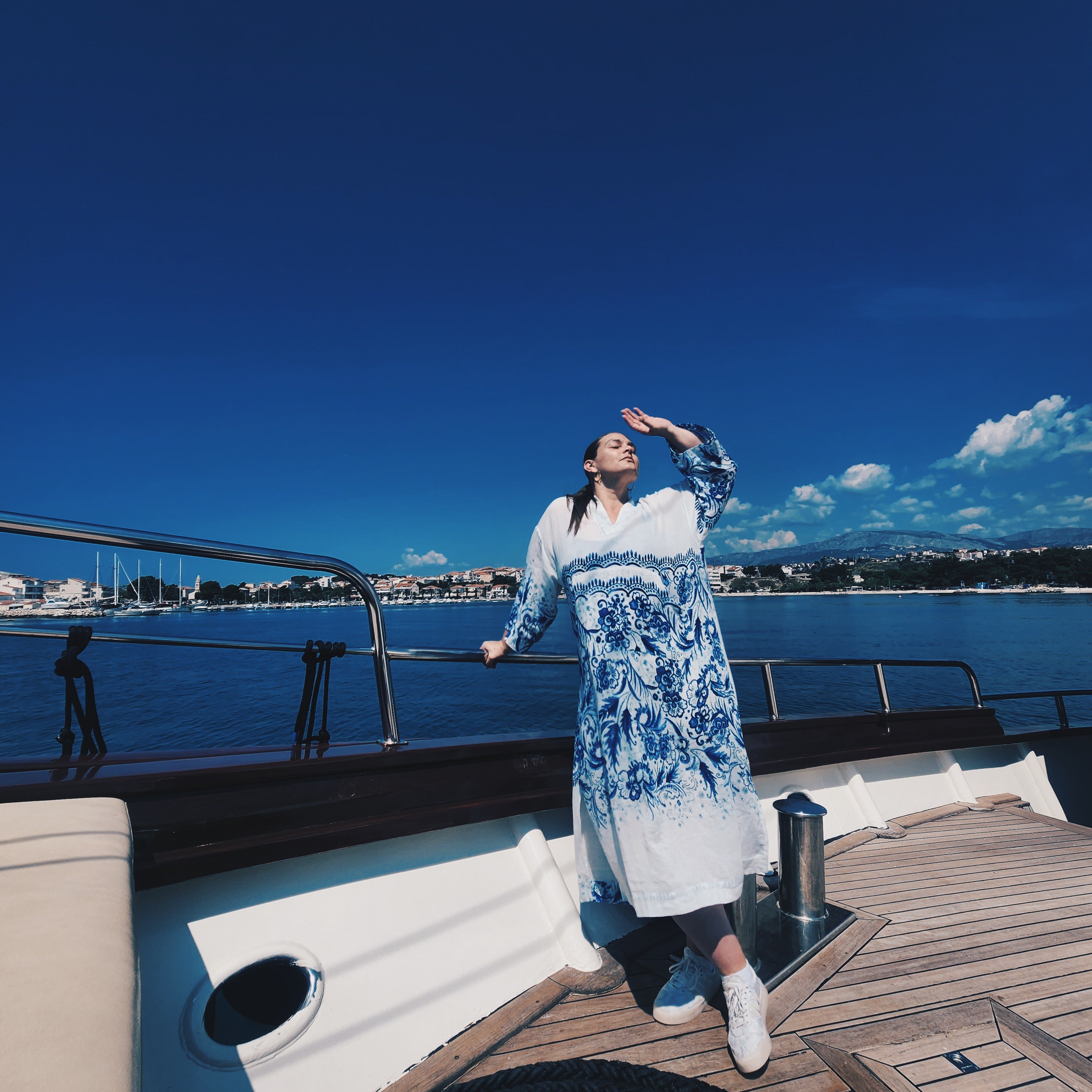Jallaba Caftan in Cotton Gauze Indigo Motif