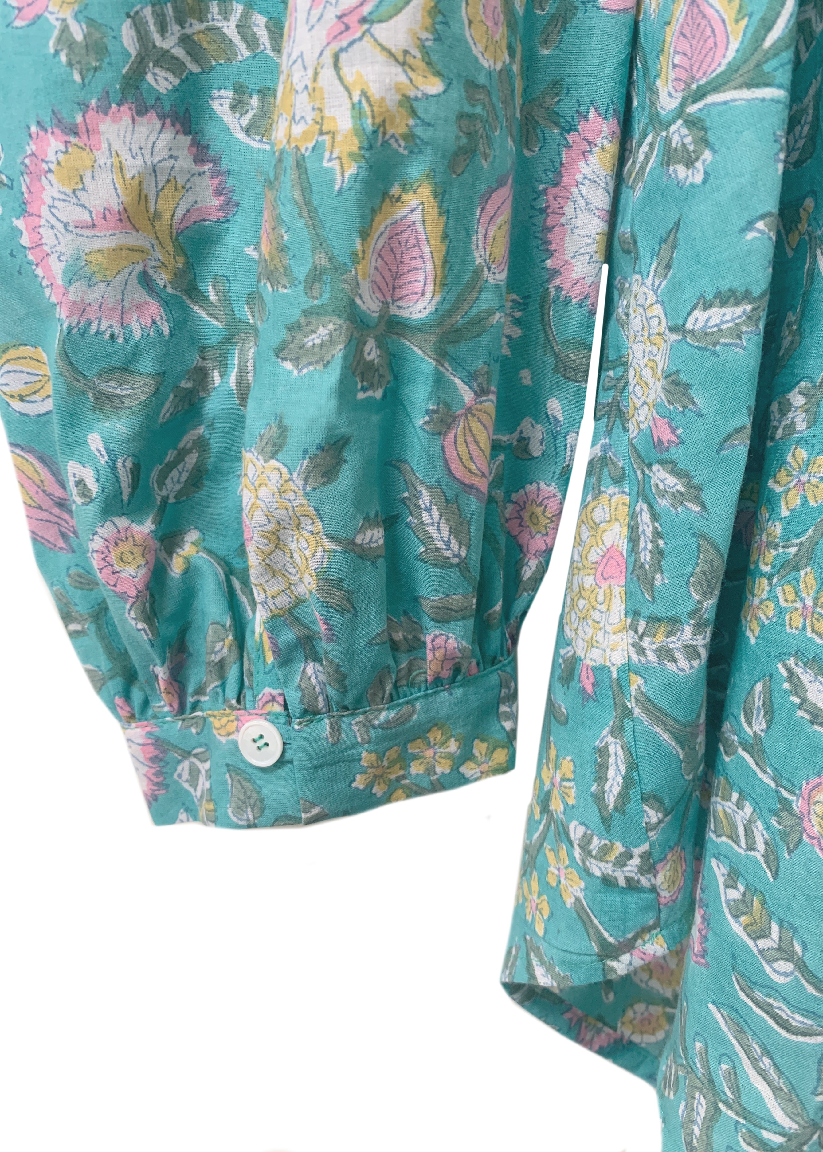 carly top sleeve detail