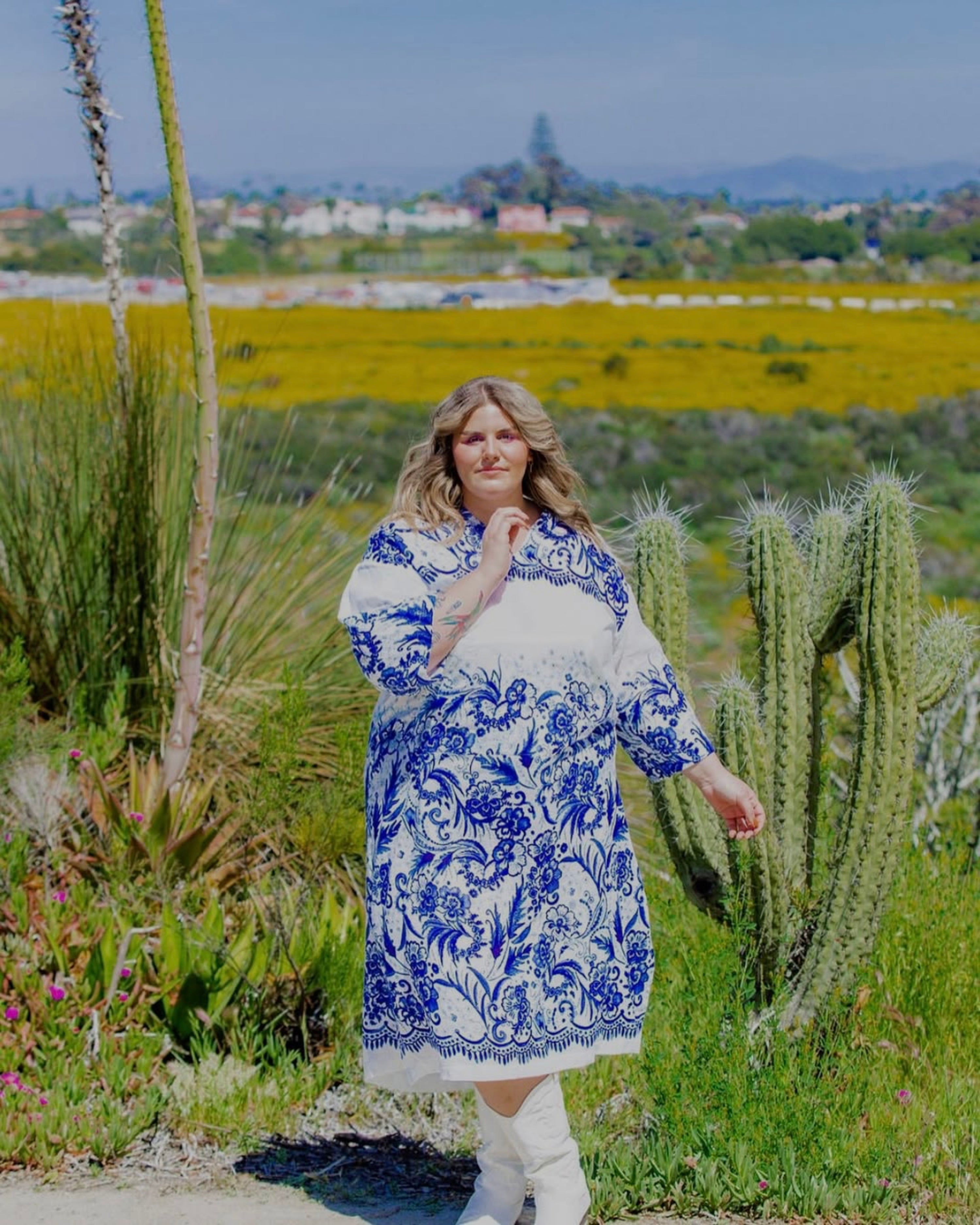 Jallaba Caftan in Cotton Gauze Indigo Motif