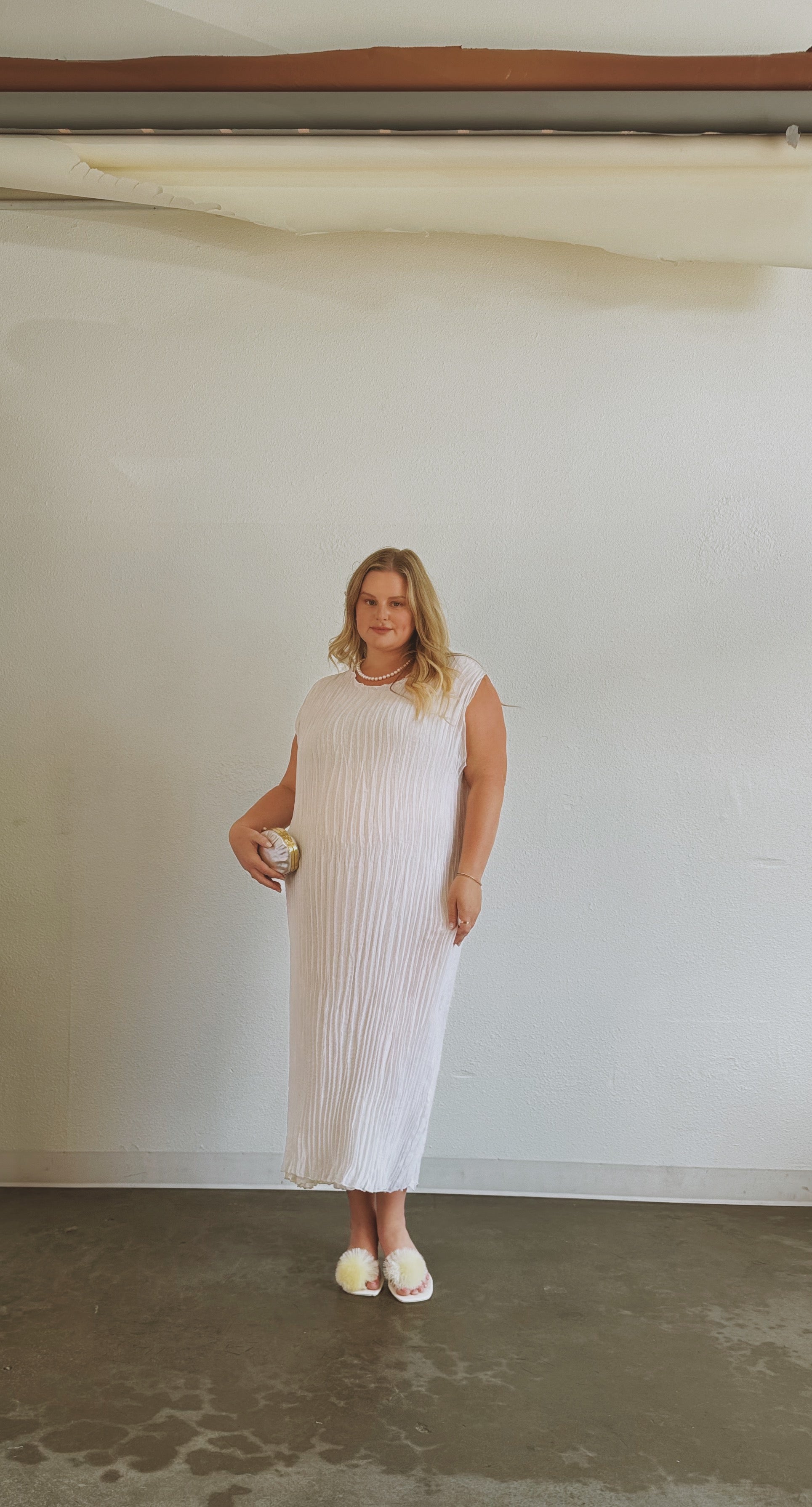 Jaya Pleated Dress- Reversible Cream/White