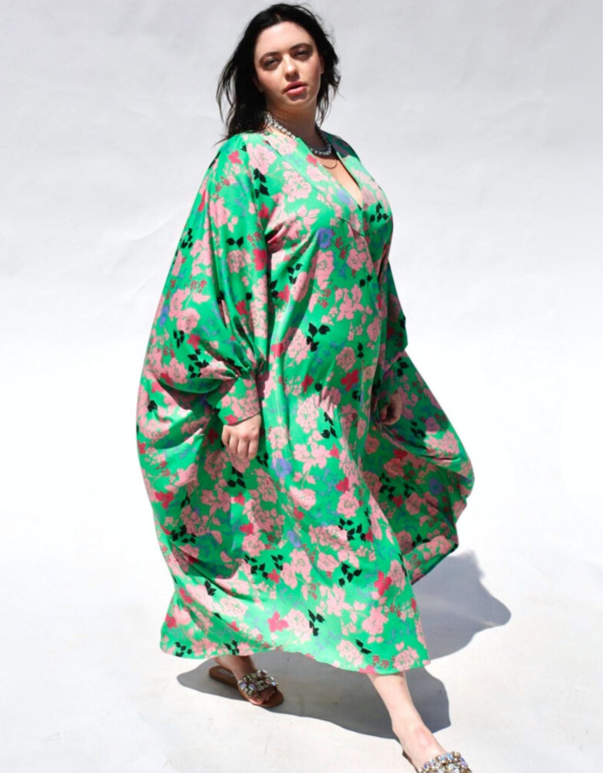 The Trapunto Kaftan- Maxi length is our newest Kaftan style.  This is our most lux in styling and shape to date.  With a full drape of fabric that gathers into the wide beautiful cuffs. The cuffs and front yolk feature the multi-rows of trapunto stitch