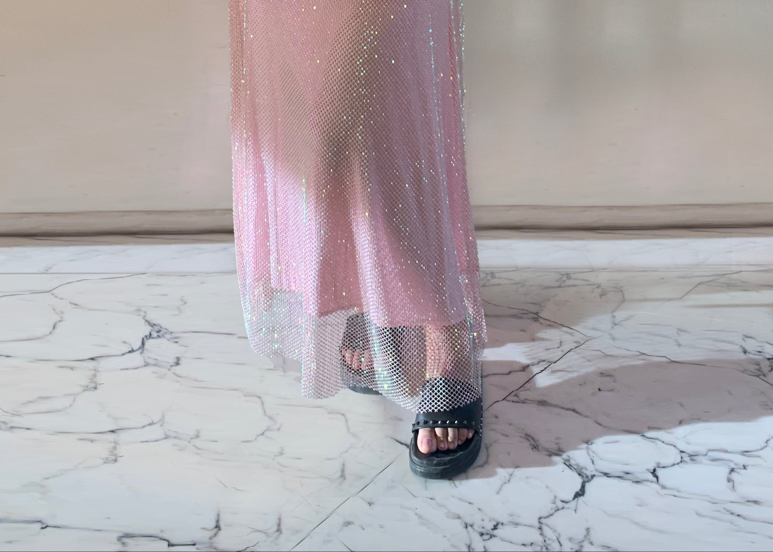 crystalmeshdresspinkmodel.jpg